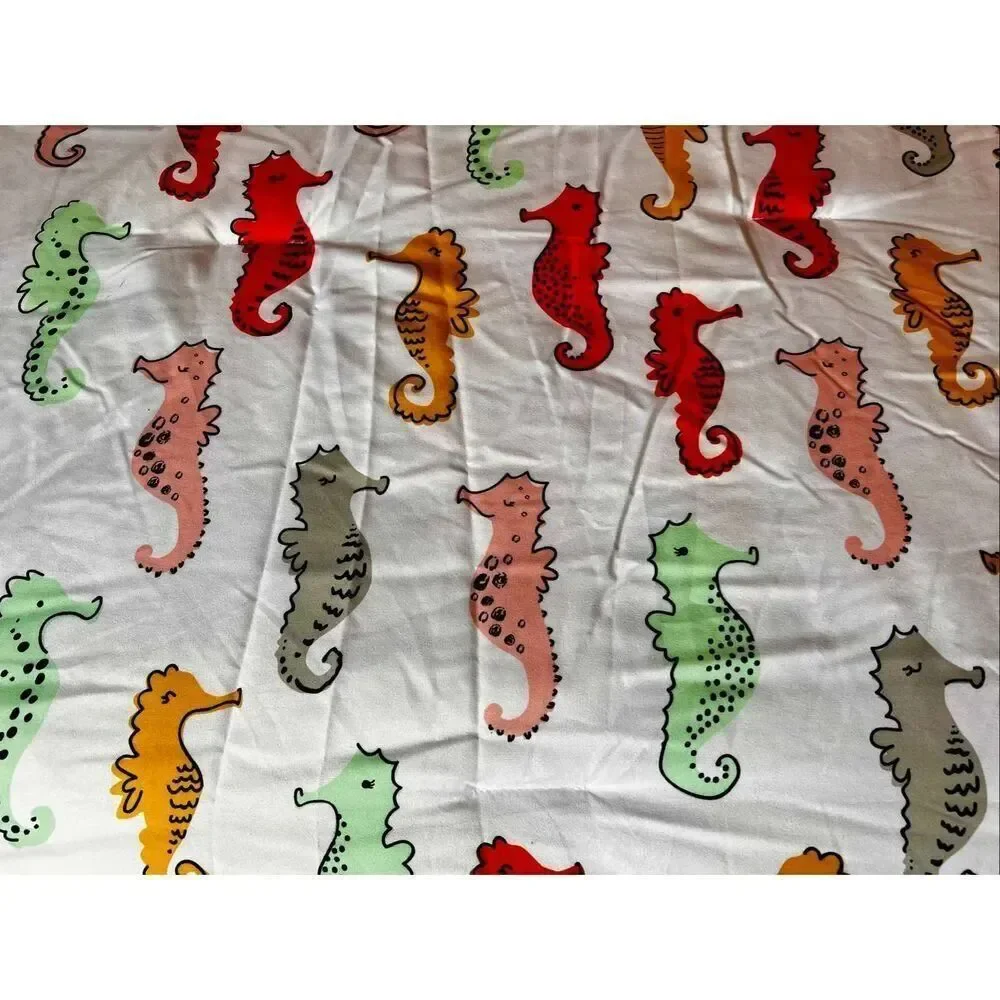 Pillowfort Simply Seahorses Comforter Size Twin